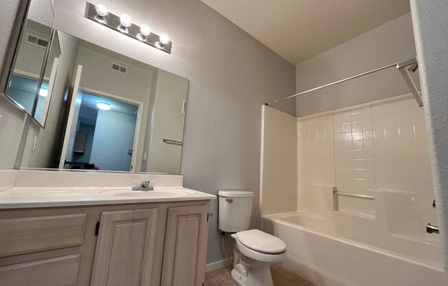 2 beds, 2 baths, $1,295