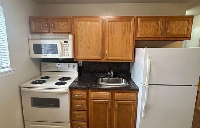 1 bed, 1 bath, 550 sqft, $1,250, Unit G09