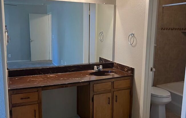 3 beds, 2 baths, $1,555