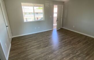 1 bed, 1 bath, 475 sqft, $1,295, Unit 55