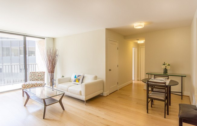 1 bed, 1 bath, 600 sqft, $3,500, Unit 0304