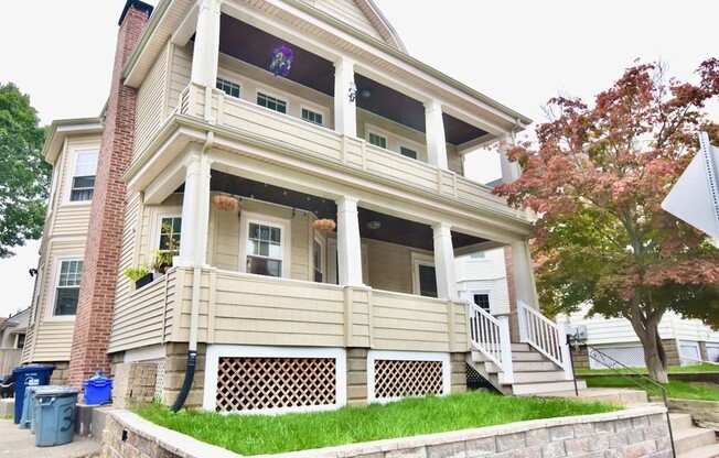 34 ALICIA RD