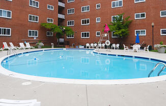 New Brookside Apartments Swimming Pool