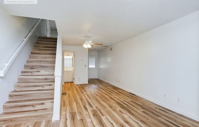 4 Bedroom Near Downtown!