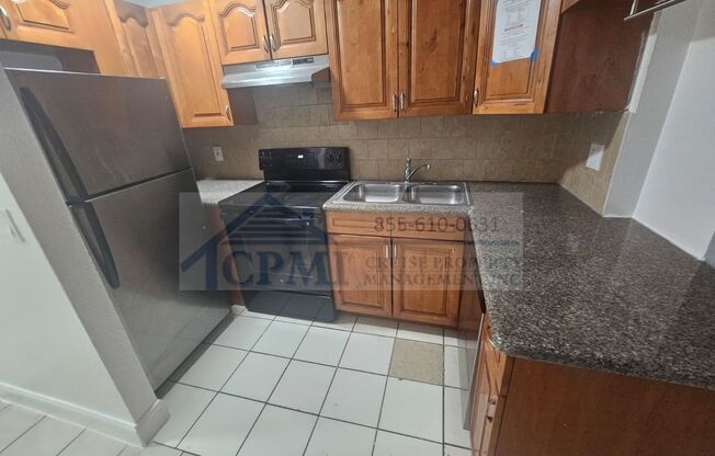 2 beds, 1 bath, 827 sqft, $1,895, Unit 6957- 7th