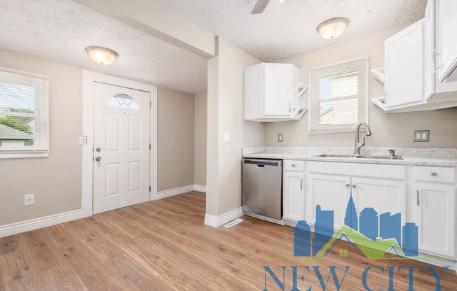 2 beds, 1 bath, $1,389