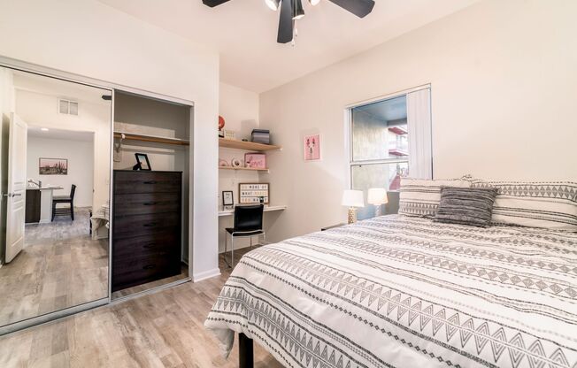 3 beds, 3 baths, 1,189 sqft, $799