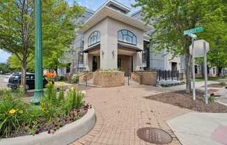 Front entrance to Zen Chaska