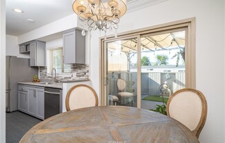 6041 FOUNTAIN PARK LN