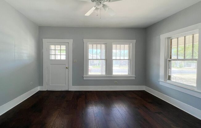 3/1 Home Available for Immediate Move In!