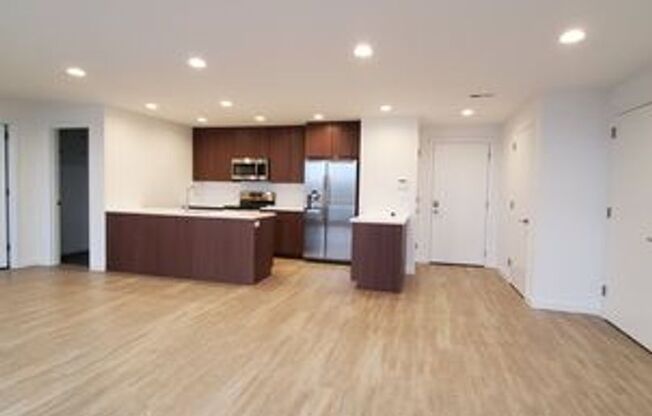 2 beds, 2 baths, 1,000 sqft, $2,625, Unit 609