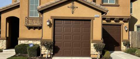 2042 E CHRISTENSEN DR