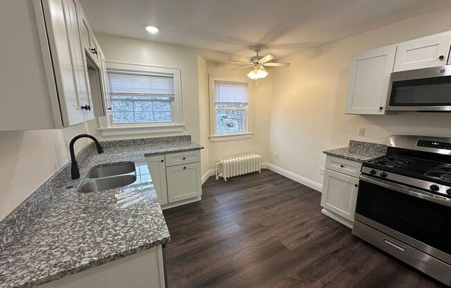250 6th Ave N