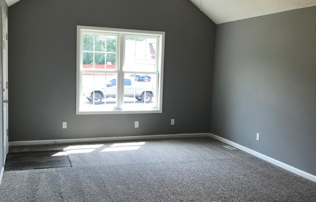 3 Bedroom Pet Friendly Home For Rent!