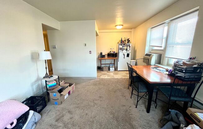 1 bed, 1 bath, $875, Unit 401
