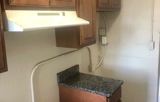 2 beds, 1 bath, 532 sqft, $1,195, Unit Unit 4