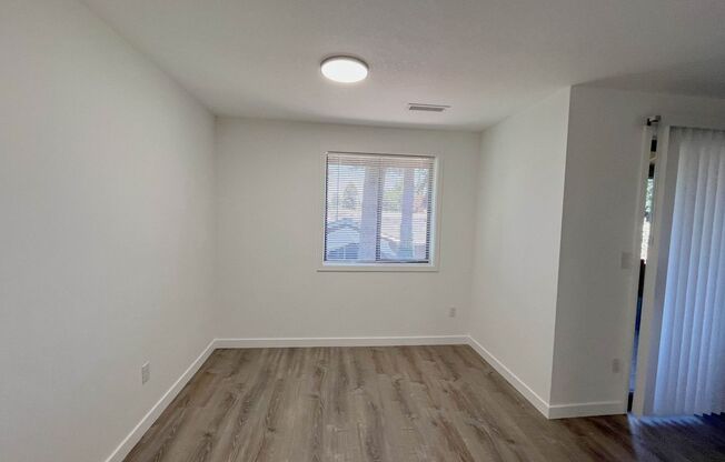 2 beds, 2 baths, 940 sqft, $1,515, Unit 18-34