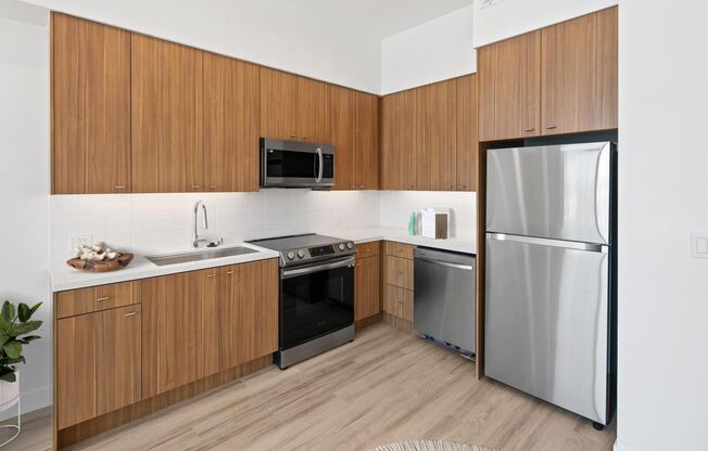 Studio, 1 bath, 616 sqft, $2,495, Unit 305