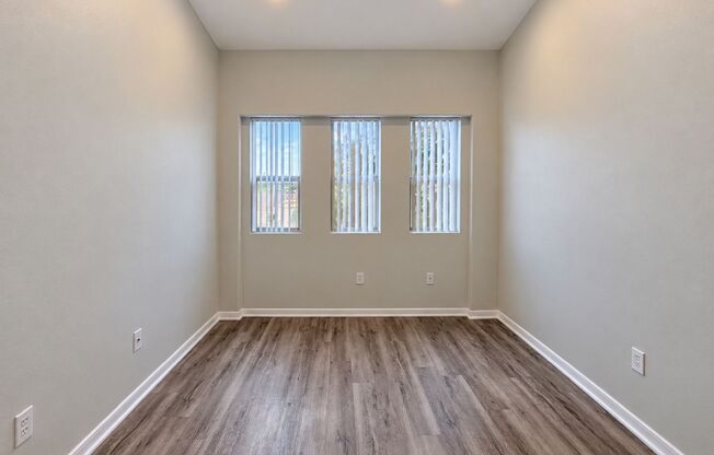 3 beds, 2 baths, 1,125 sqft, $3,598, Unit 301