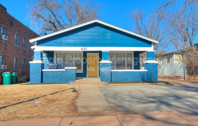 421 NW 25 ST