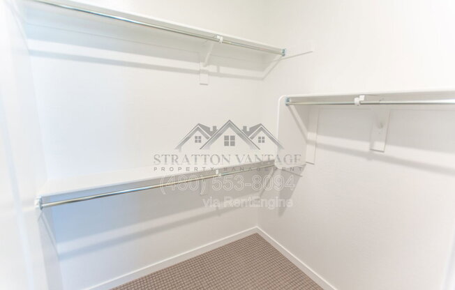 3 beds, 2.5 baths, 2,107 sqft, $2,395, Unit 4
