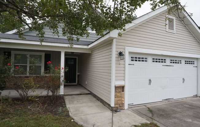 Welcome to 412 Ridgeway Drive in Sneads Ferry, NC