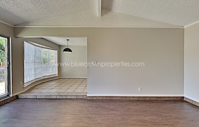 3729 BILLIE FAYE DR