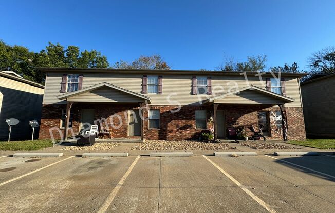 MOVE IN SPECIAL ** 2 Bedroom Townhome Available in Sparta!