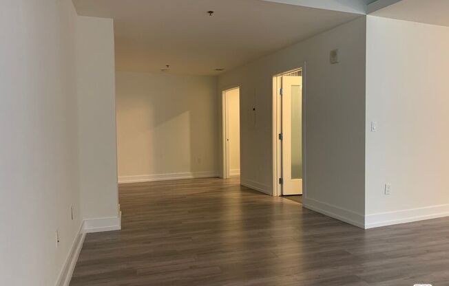 1 bed, 1 bath, 805 sqft, $2,595, Unit 507