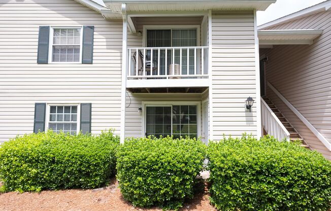 2 Bed, 1 Bath Condo off Wendover Ave Greensboro, NC