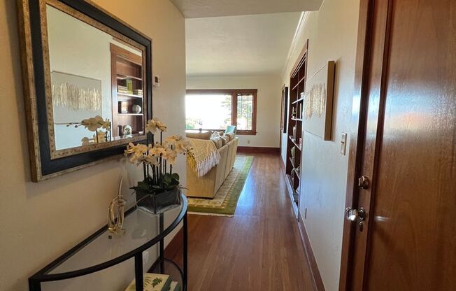 1 bed, 1 bath, 1,200 sqft, $4,500, Unit A-F