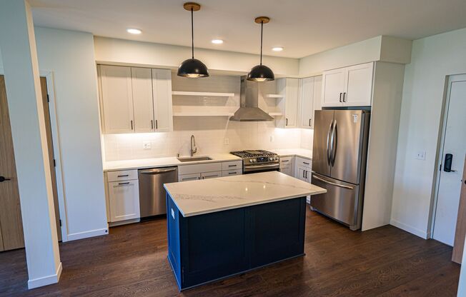 2 beds, 1.5 baths, 1,116 sqft, $2,695, Unit 103