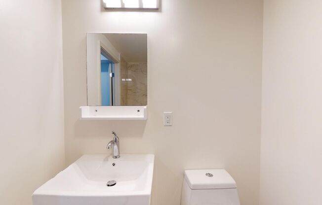 Studio, 1 bath, 355 sqft, $2,820, Unit 345 6th St, Unit 513