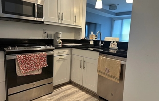 2 beds, 2 baths, 1,265 sqft, $3,900, Unit 402