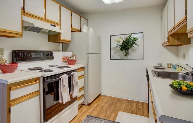 2 beds, 2 baths, 912 sqft, $1,950, Unit C201