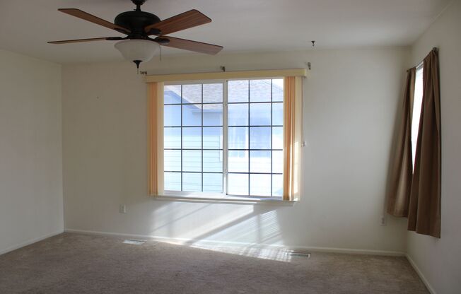 2 beds, 2.5 baths, $2,500, Unit #D