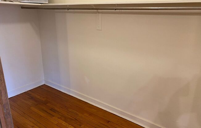 Studio, 1 bath, 320 sqft, $1,445, Unit 225-402