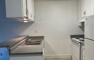 2 beds, 1 bath, $1,375, Unit 15