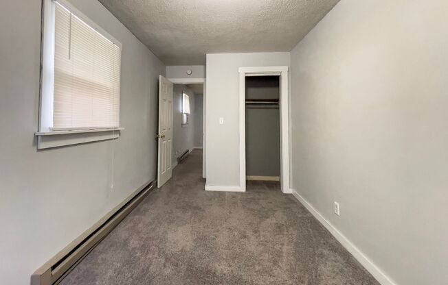 1 bed, 1 bath, 450 sqft, $575, Unit Apt. 5