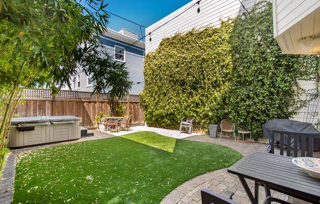 2314 GREENWICH