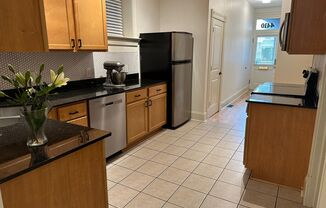 CHARMING DUPLEX - Grove District