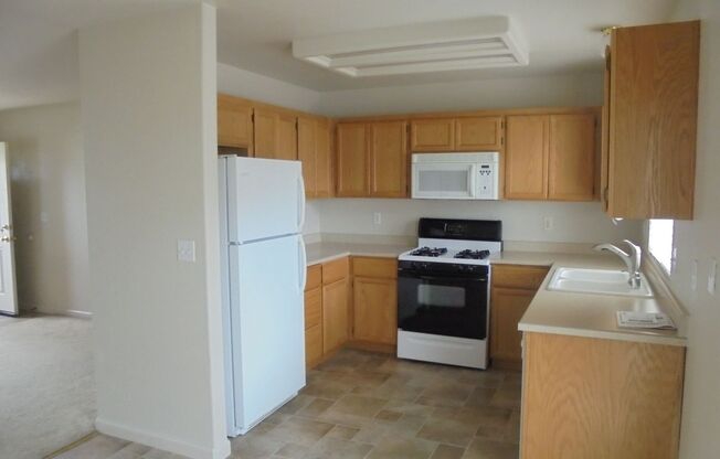 3 beds, 2 baths, $1,700