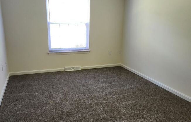 3 beds, 2 baths, 1,696 sqft, $2,055, Unit WI150G4