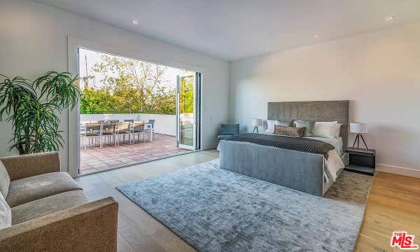 12509 W SUNSET BLVD