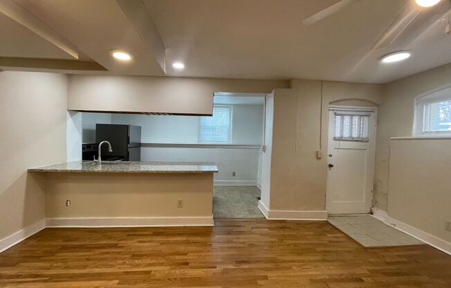 1 bed, 1 bath, 613 sqft, $1,545, Unit 934-14