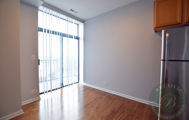 2 beds, 2 baths, 900 sqft, $2,600, Unit 504