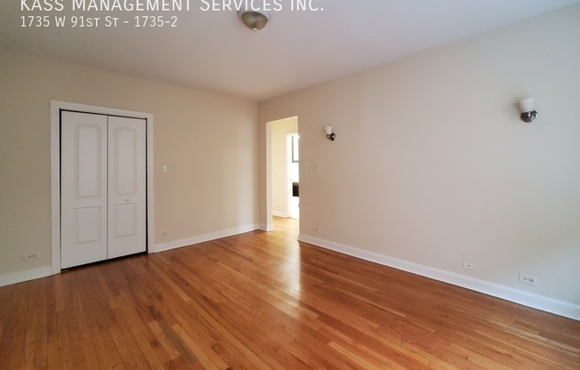 1735 W 91 ST
