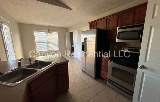 3 beds, 2 baths, $1,770