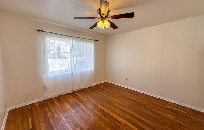 2 beds, 1 bath, $2,800, Unit 4561