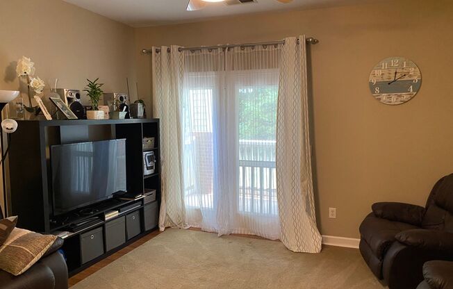 2 beds, 2 baths, $1,795